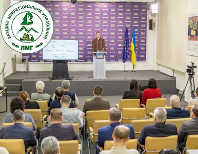 В Українському національному інформаційному агентстві УКРІНФОРМ відбулася пресконференція Голови Держлісагентства Віктора Смаля за підсумками роботи галузі у 2023 році